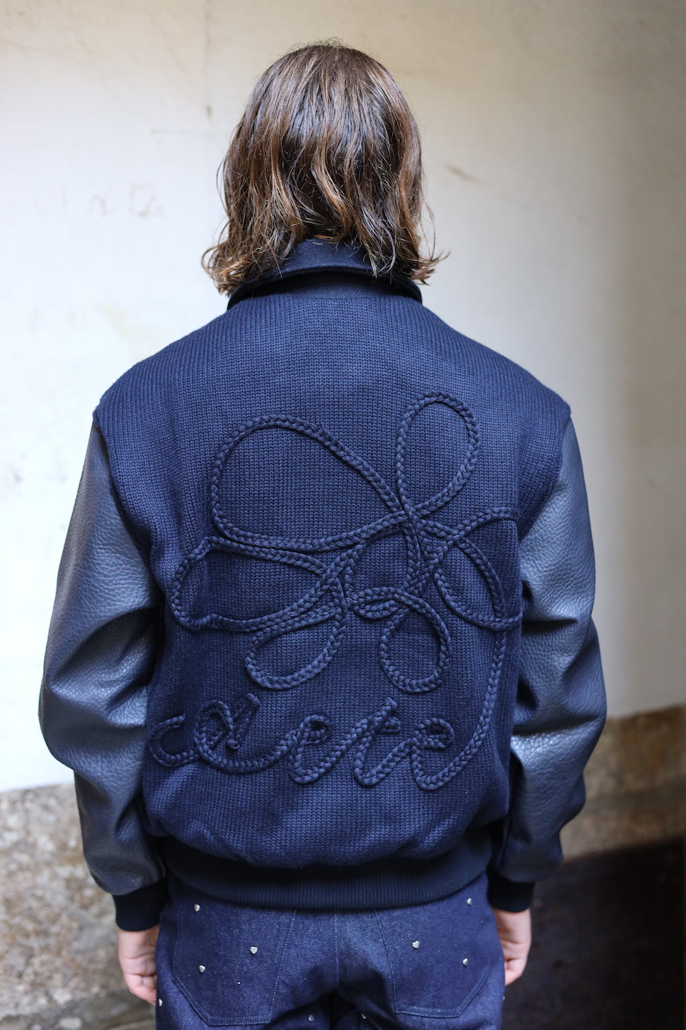 ARTE EMBROIDERED FLOWER VARSITY NAVY