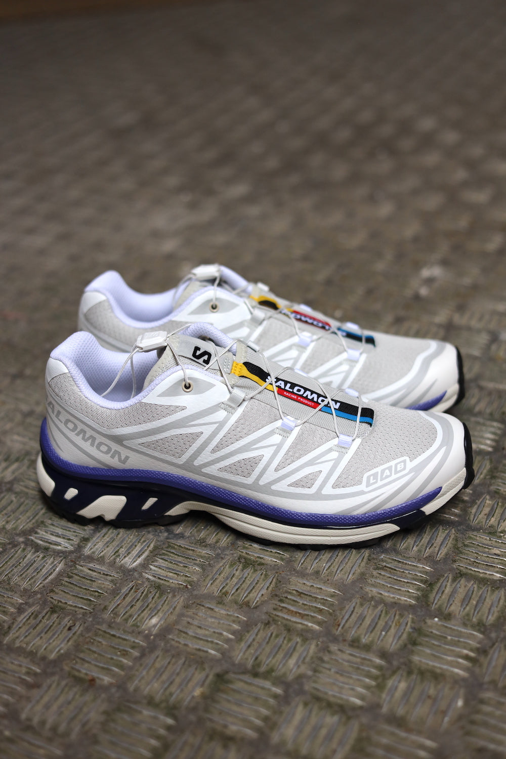 SALOMON XT-6 WHITE/LUNAR ROCK/LIBERTY