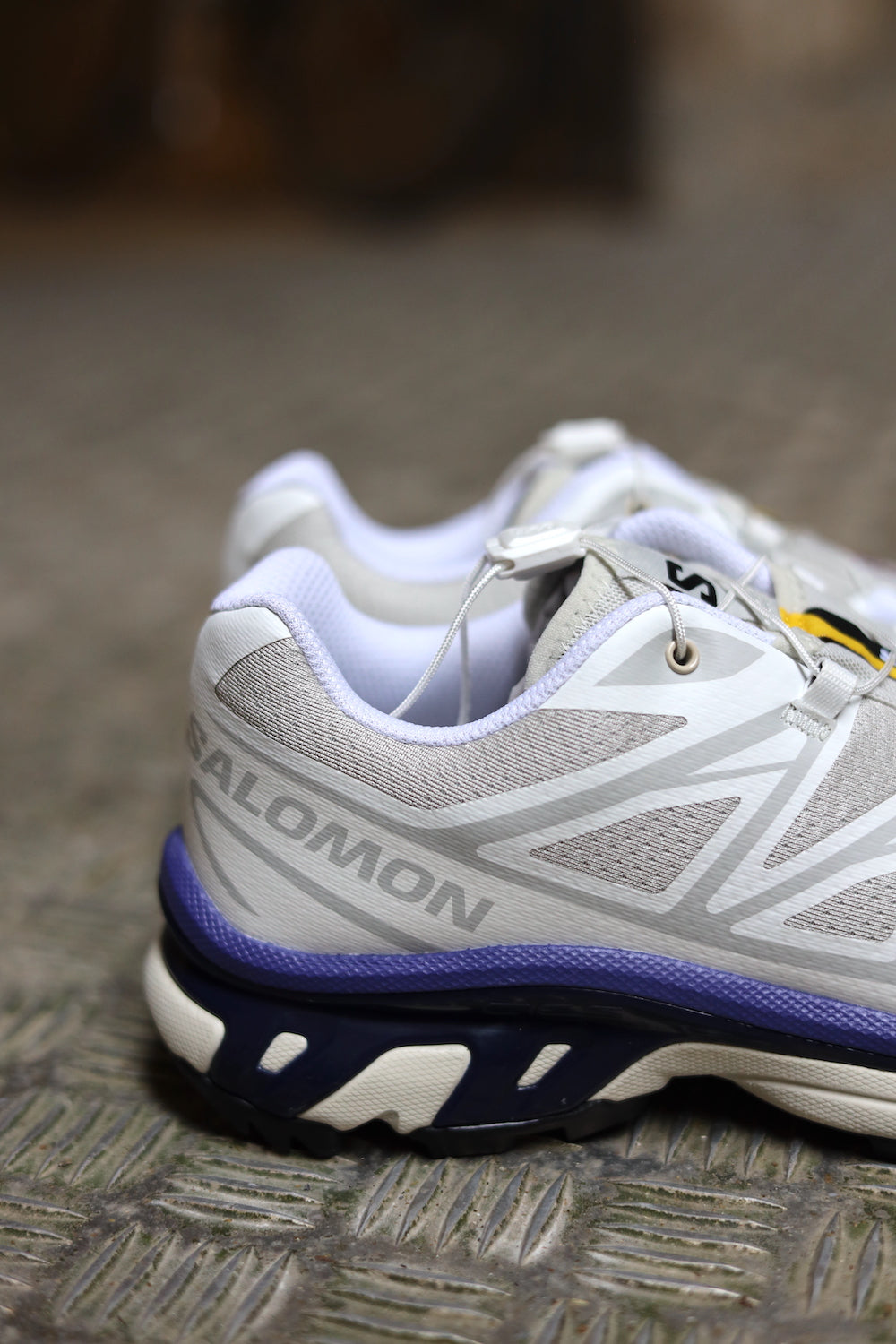 SALOMON XT-6 WHITE/LUNAR ROCK/LIBERTY