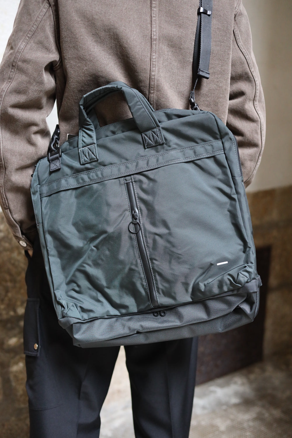 Worthwhile Movement PCV 4 Bag Green