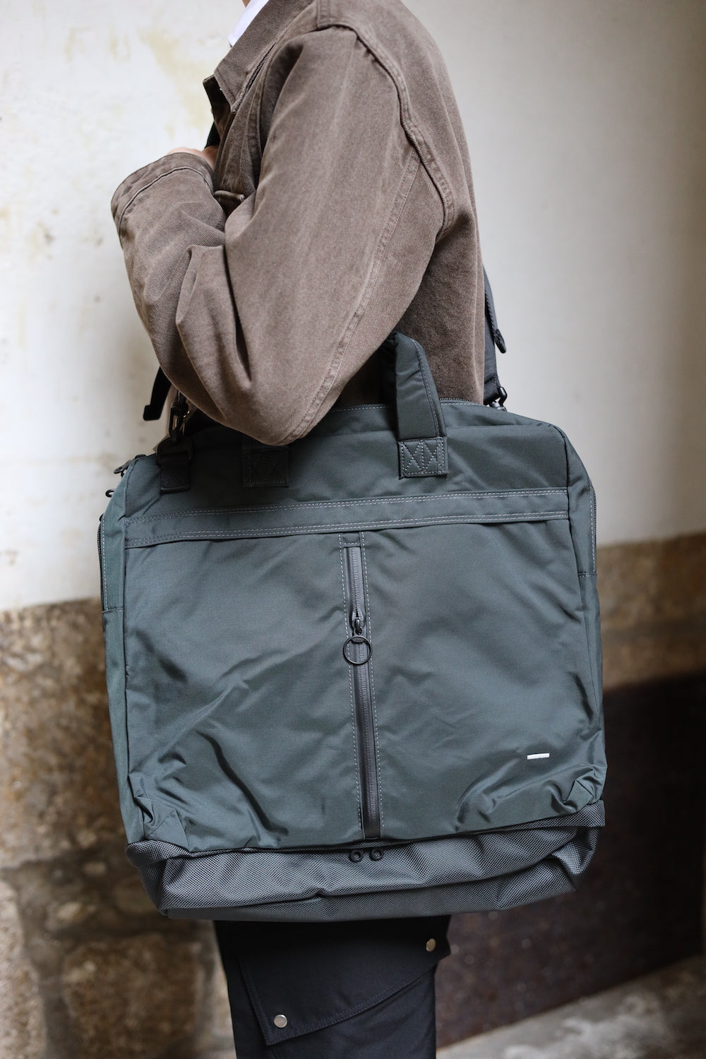 Worthwhile Movement PCV 4 Bag Green