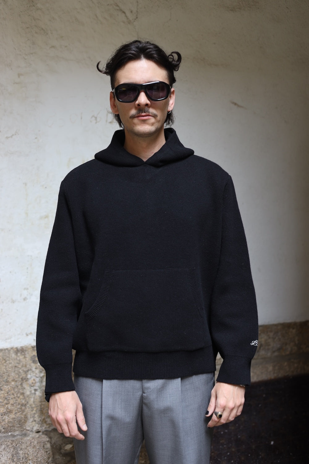 LC23 Hoodie Sweater Black