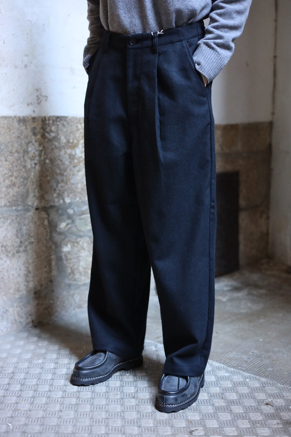 Still by Hand W/N wide pants black navy