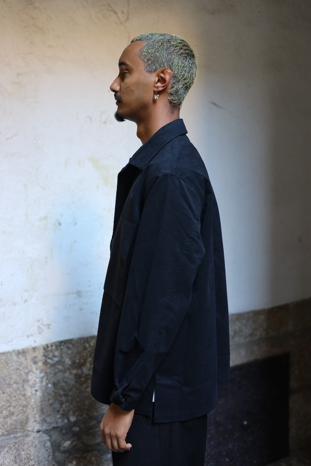 Still By hand Synthetic leather over shirt black