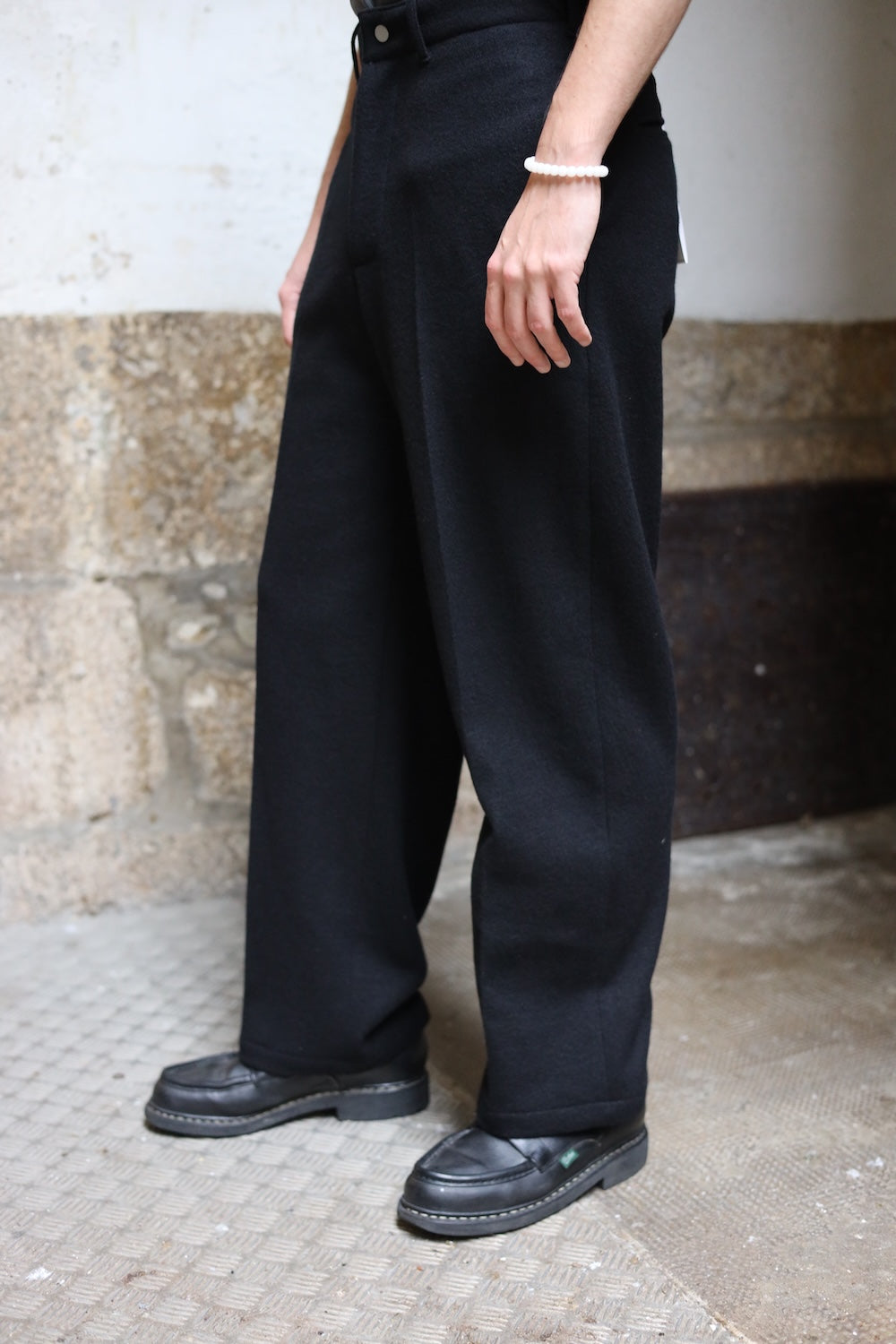 Lady White Co. CRATER WOOL TROUSER - BLACK