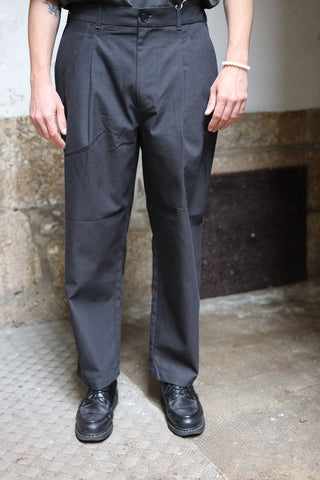 Still By Hand Deep tuck pressed pants charcoal