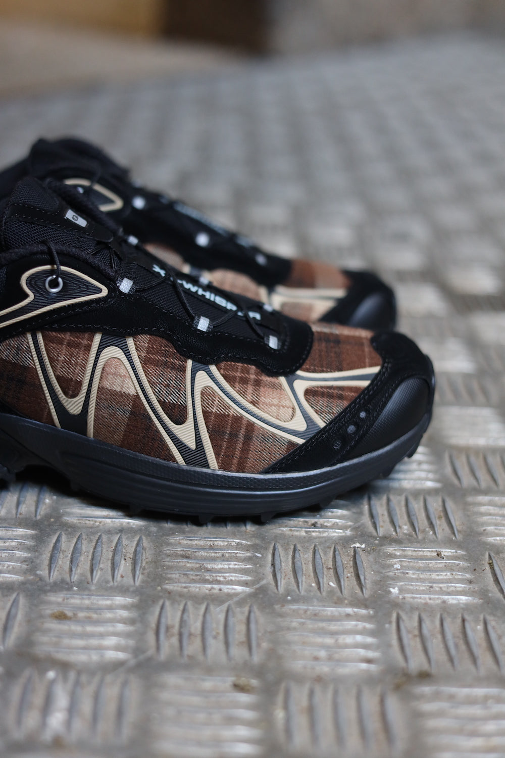 XT-WHISPER HOLIDAY Black / Safari