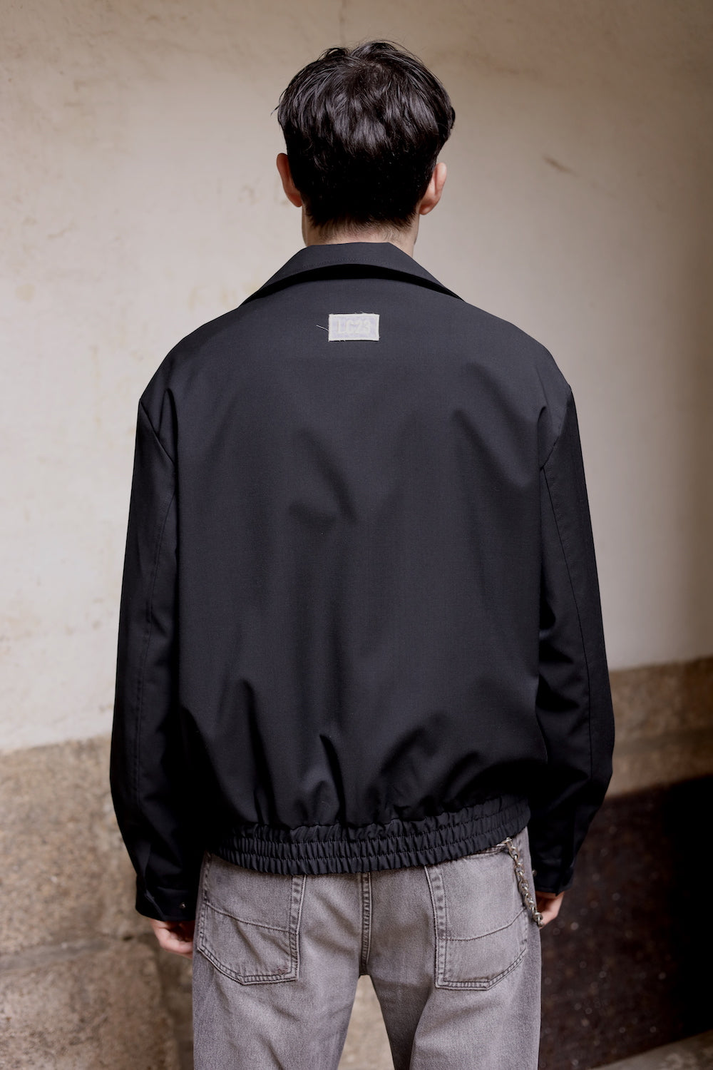 LC23 track blazer black