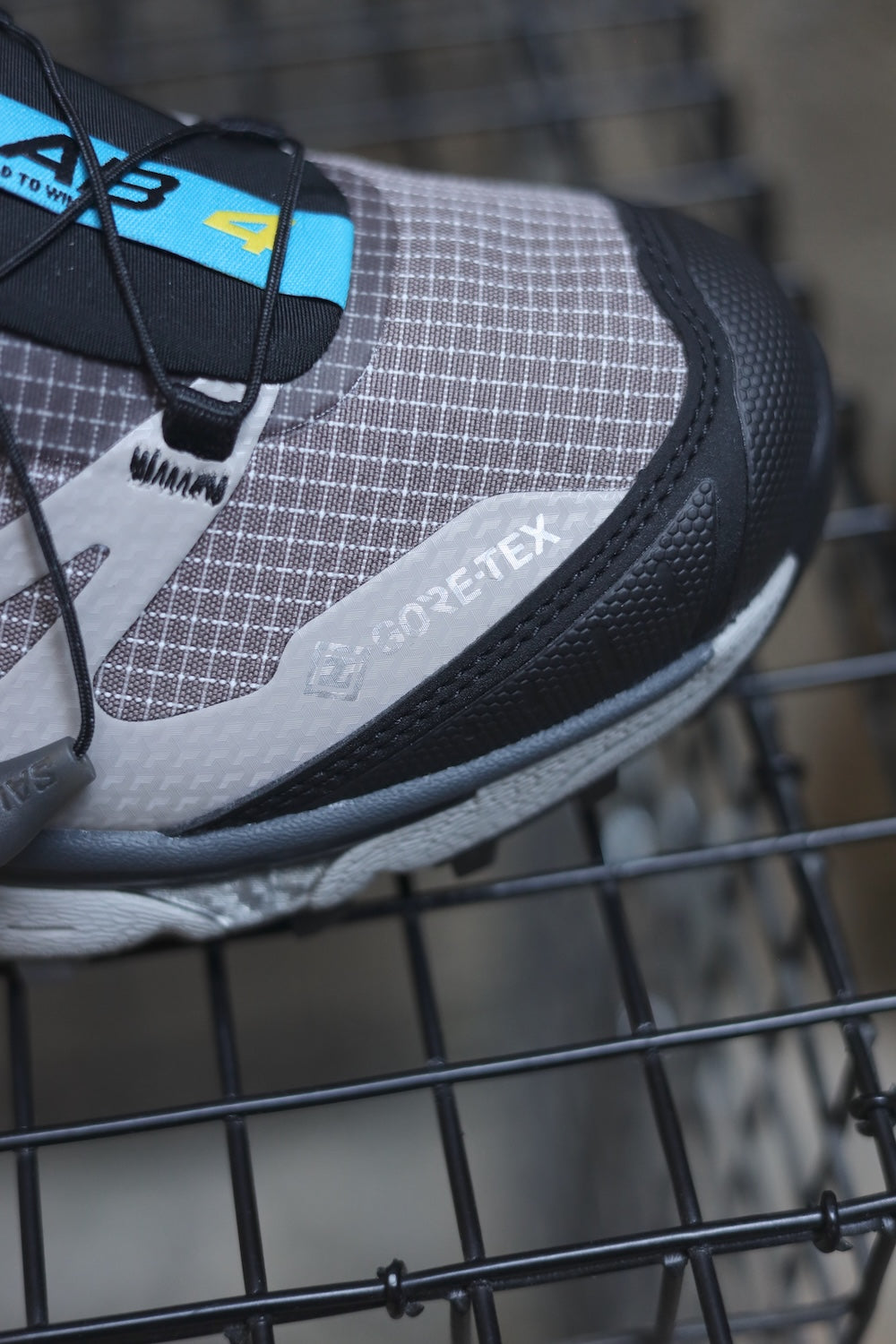 Salomon XT-4 GTX Paloma Cloud