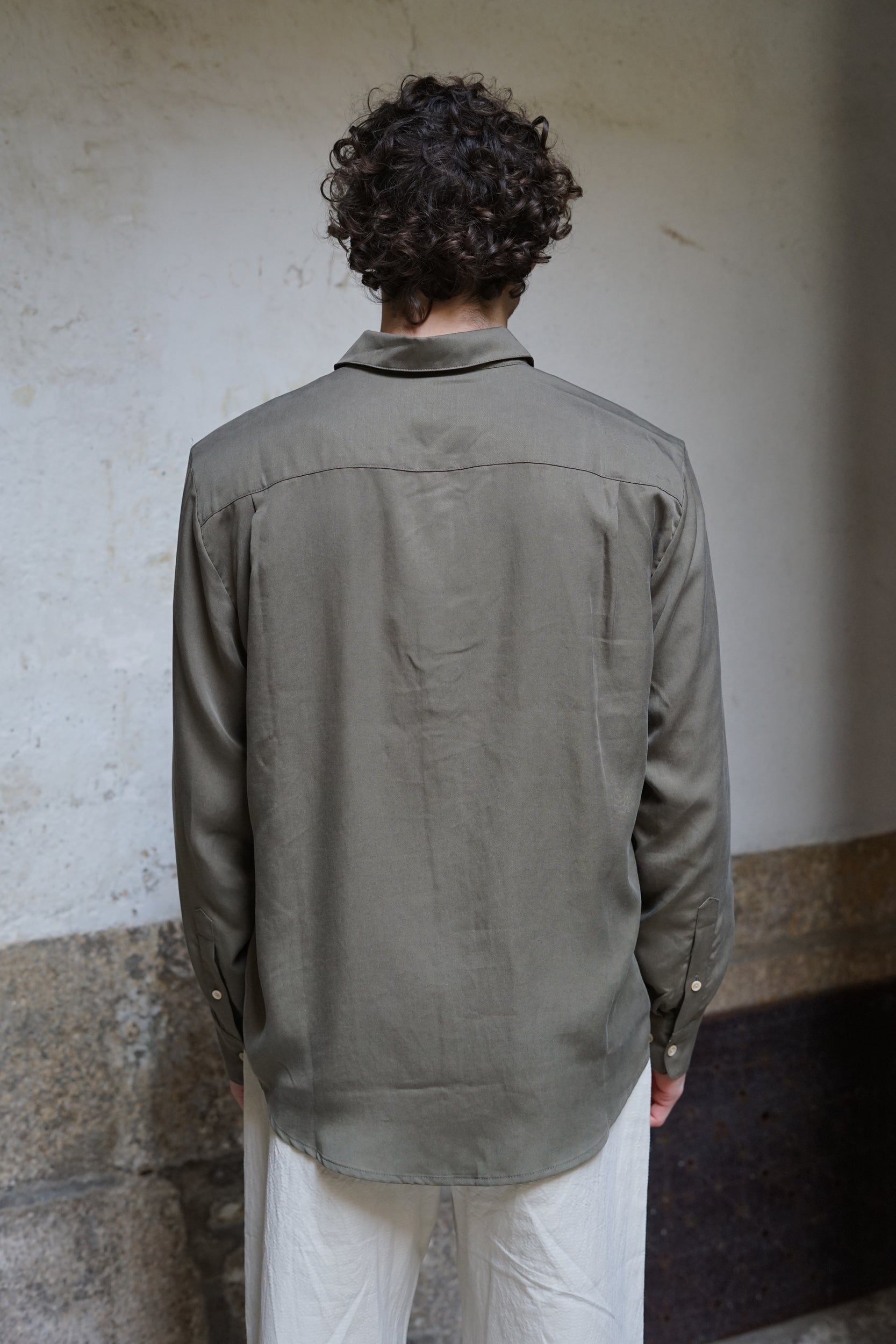 A KIND OF GUISE Fluvio Shirt Melted Sage