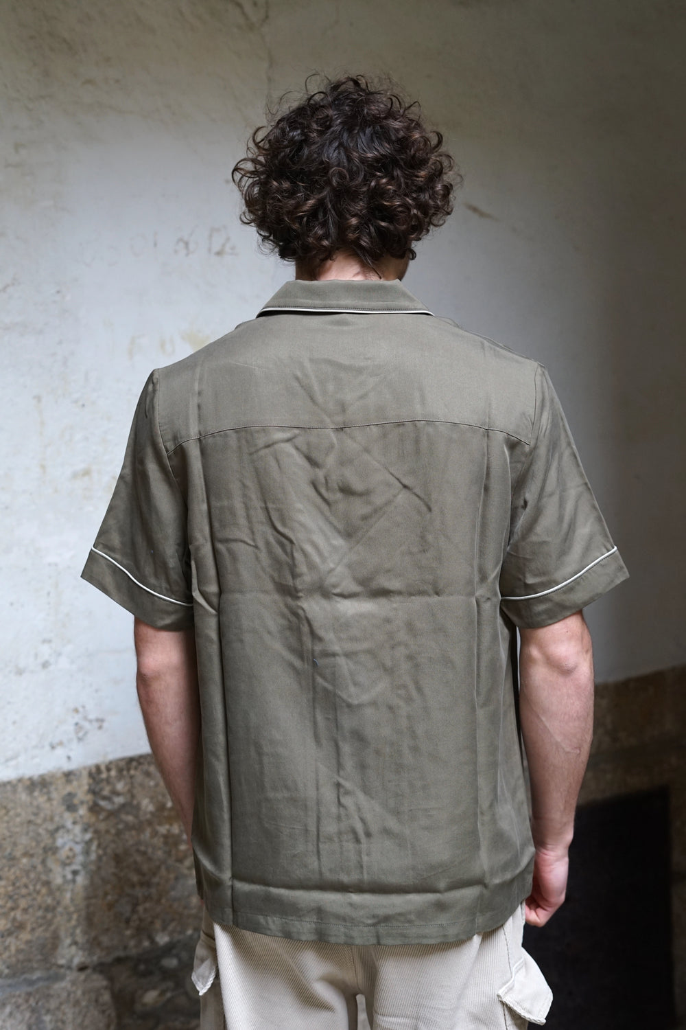 A KIND OF GUISE CESARE SHIRT MELTED SAGE