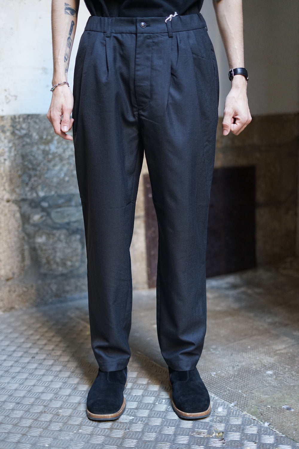 STILL BY HAND RELAXED WOOL PANTS BLACK