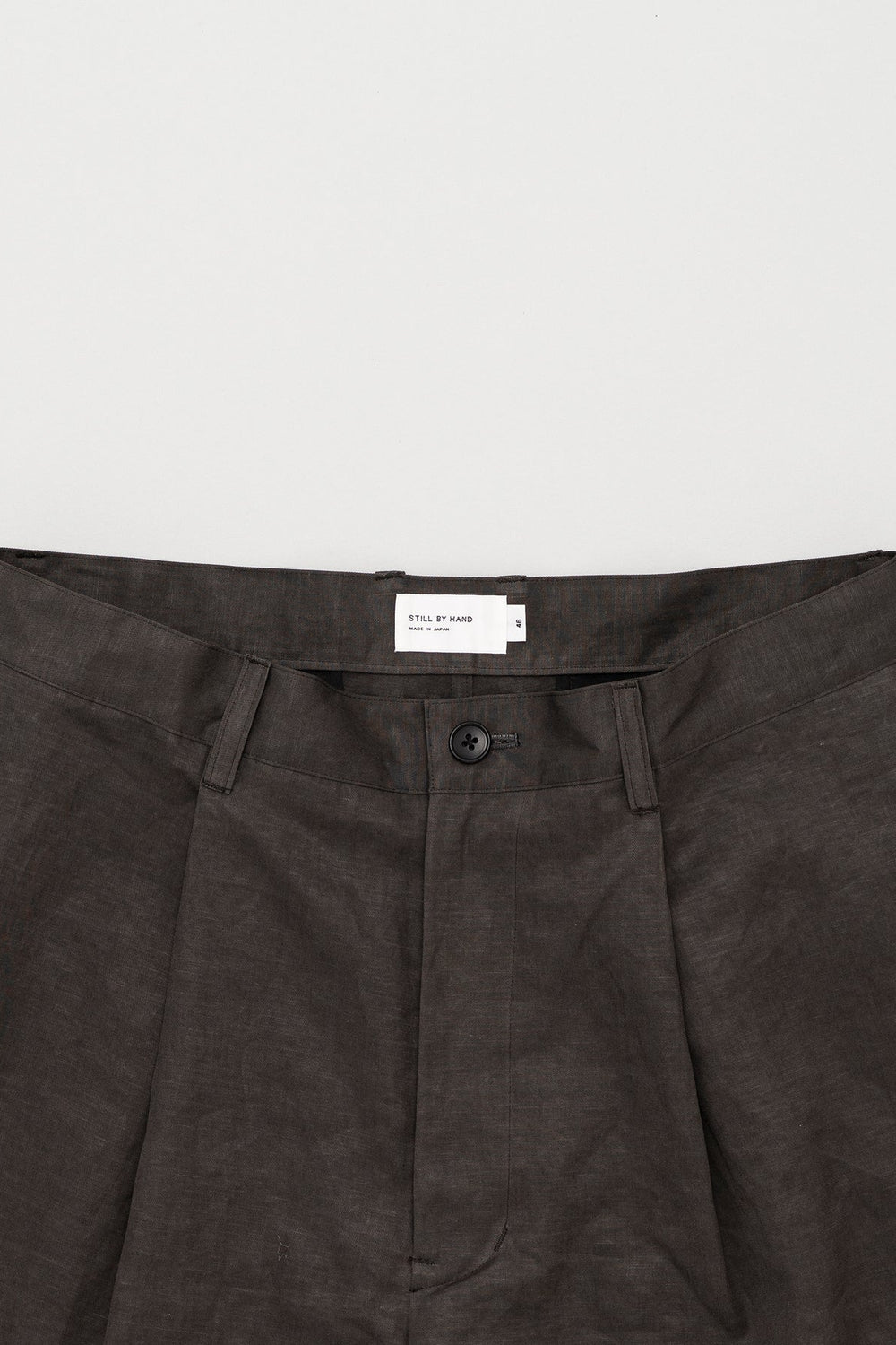 Still By Hand Linen mixed wide shorts charcoal